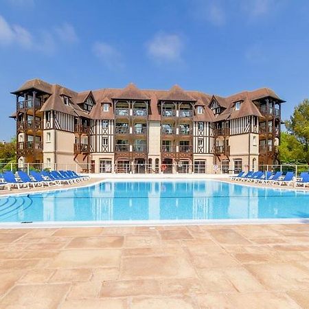 "Magnifique 2 Pieces Deauville" Piscine Et Jardin Екстериор снимка