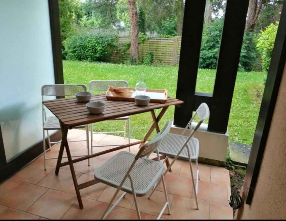 "Magnifique 2 Pieces Deauville" Piscine Et Jardin Екстериор снимка